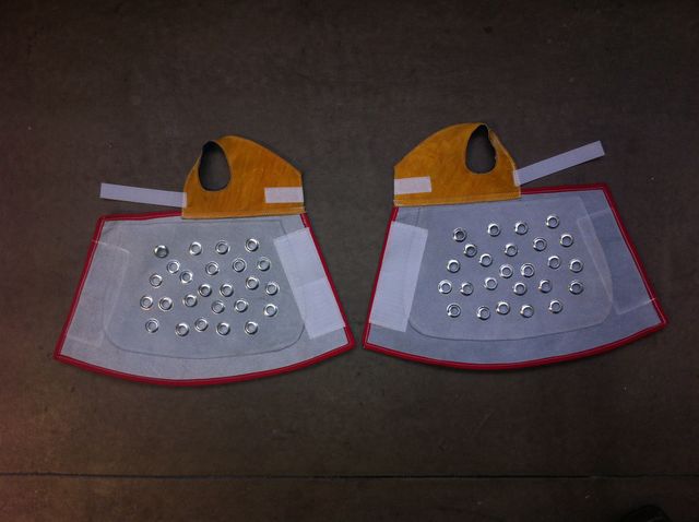 ANTEBRACERAS DE CARNAZA ANTI CORTE. PARA COTIZACIONES FAVOR ENVIAR CORREO A guantesgasi@outlook.com O COMUNICARSE AL 5557663305 DE LA CD DE MEXICO. (favor de no enviar comentarios en esta página)
